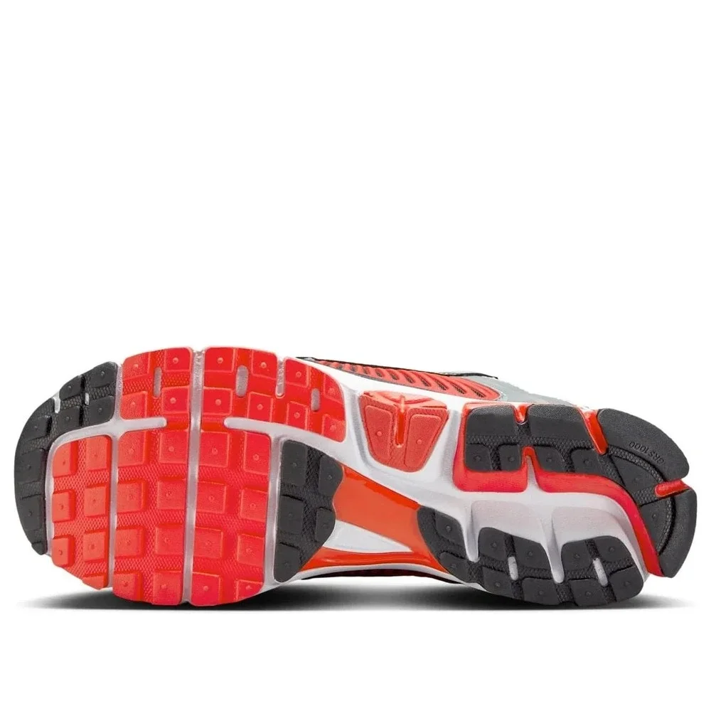8.5M/10W - [NEW] Men's Nike Air Zoom Vomero 5 Shoes 'Bright Crimson' FJ4151-005